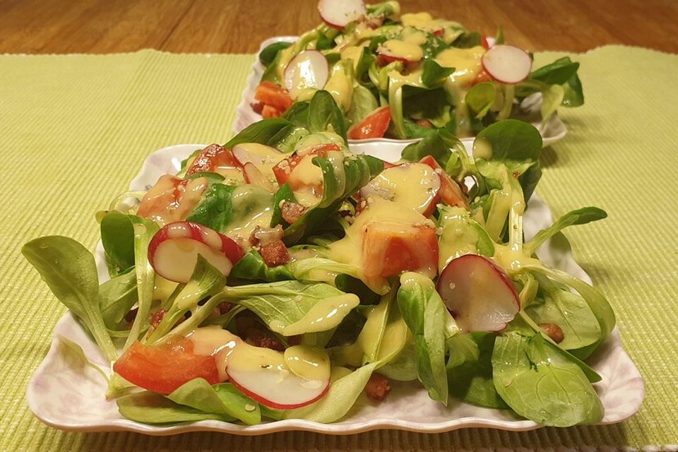 Gemischter Feldsalat mit Himbeeressig - Dressing Gemischter Feldsalat mit Himbeeressig - Dressing