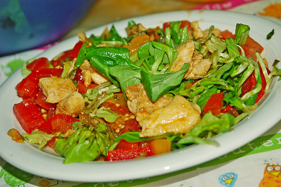 Gemischter Feldsalat mit Himbeeressig - Dressing Gemischter Feldsalat mit Himbeeressig - Dressing
