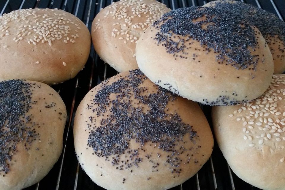 Dinkelbrötchen a la Mäusle Dinkelbrötchen a la Mäusle
