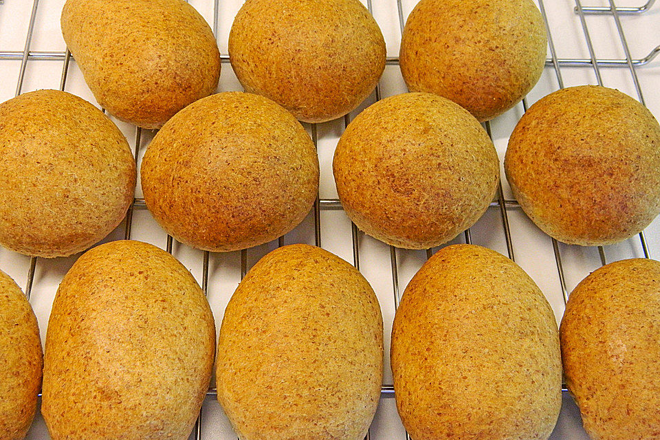 Dinkelbrötchen a la Mäusle Dinkelbrötchen a la Mäusle
