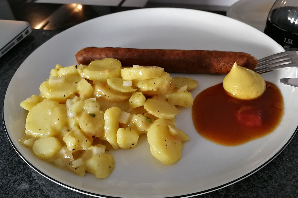 Kartoffelsalat, warm und ohne Mayonnaise