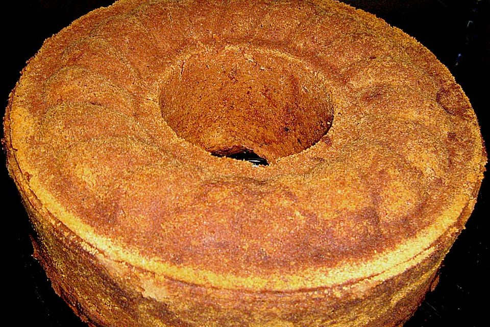 Bananenkuchen mit Nüssen