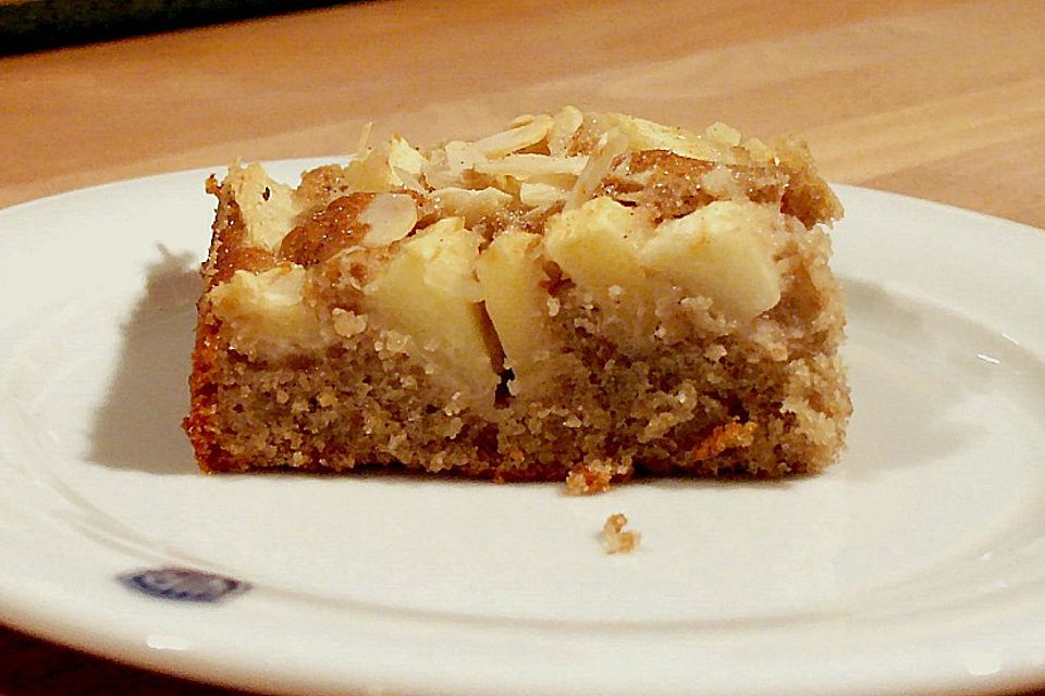 Urmelis weihnachtlicher Apfel - Blechkuchen