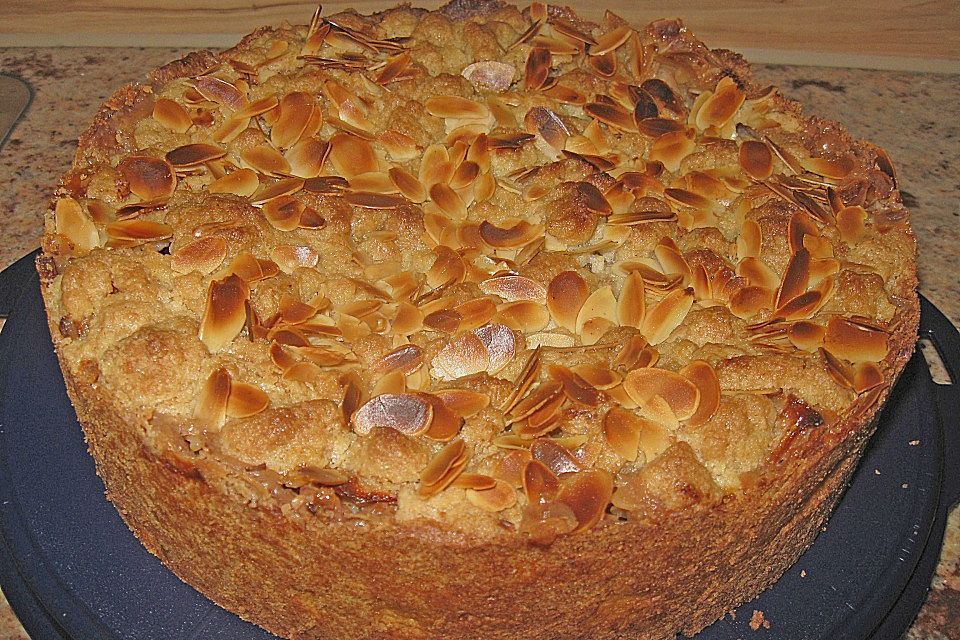 Apfel - Sauerrahm - Kuchen mit Butterstreuseln