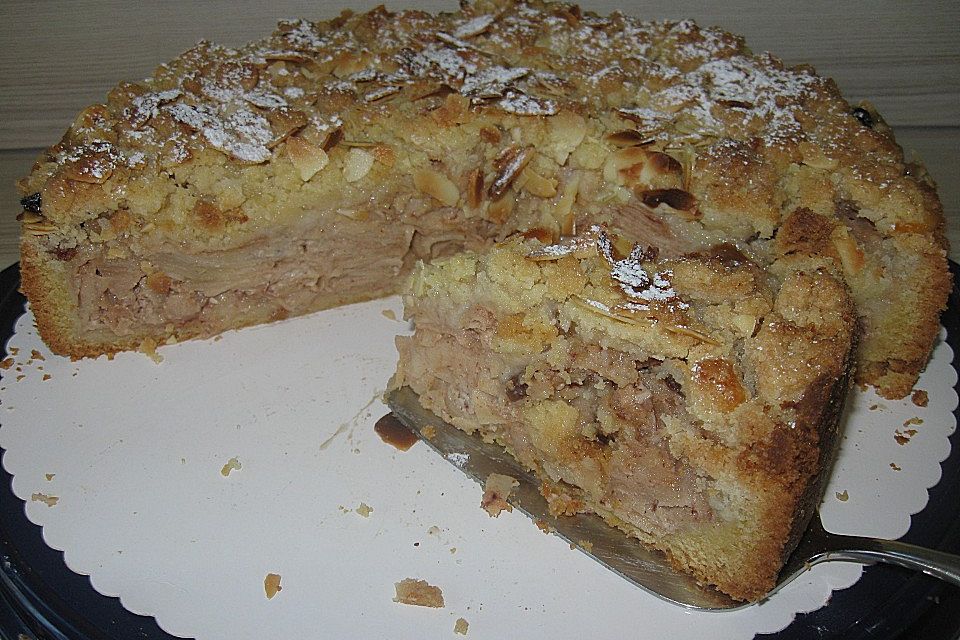 Apfel - Sauerrahm - Kuchen mit Butterstreuseln