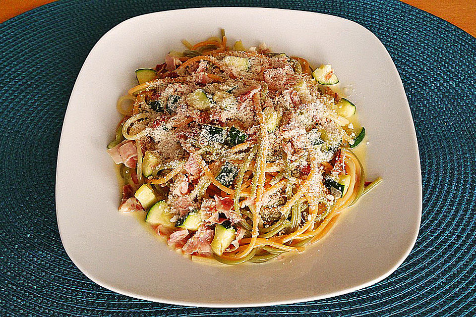 Spaghetti mit Zucchini – Carbonara