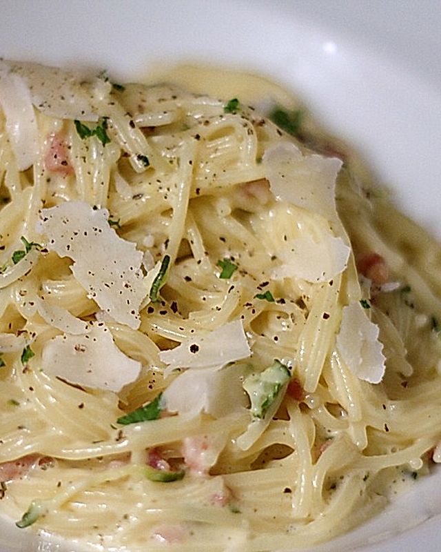 Spaghetti mit Zucchini – Carbonara