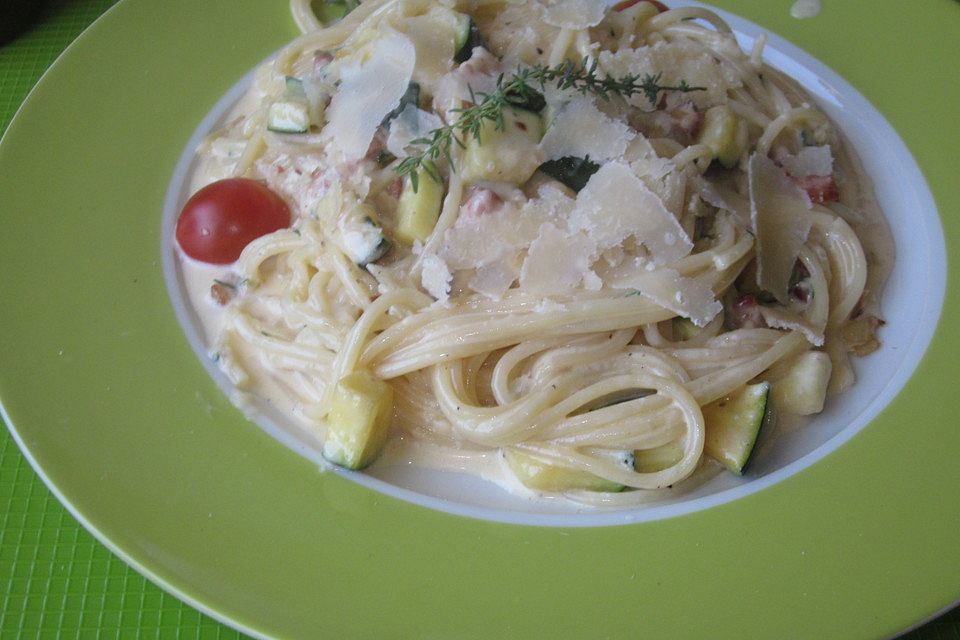 Spaghetti mit Zucchini – Carbonara