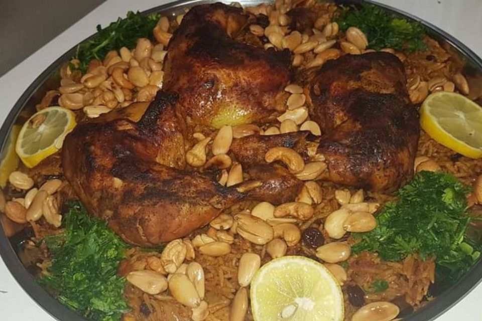 Hähnchen Kabsa auf Reis