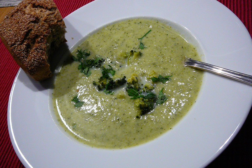 Brokkoli-Kartoffel-Suppe