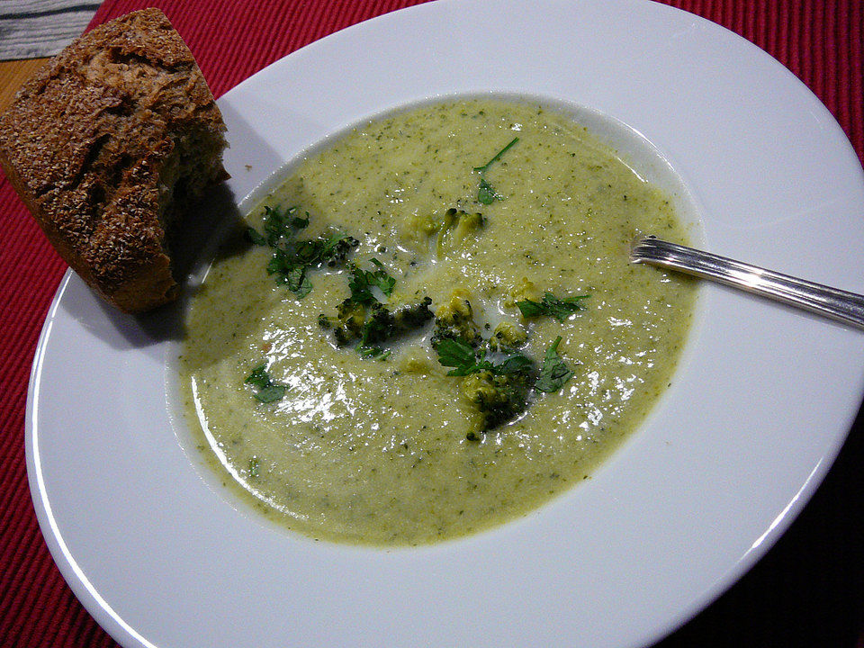 Brokkoli - Kartoffel - Suppe von cantito | Chefkoch