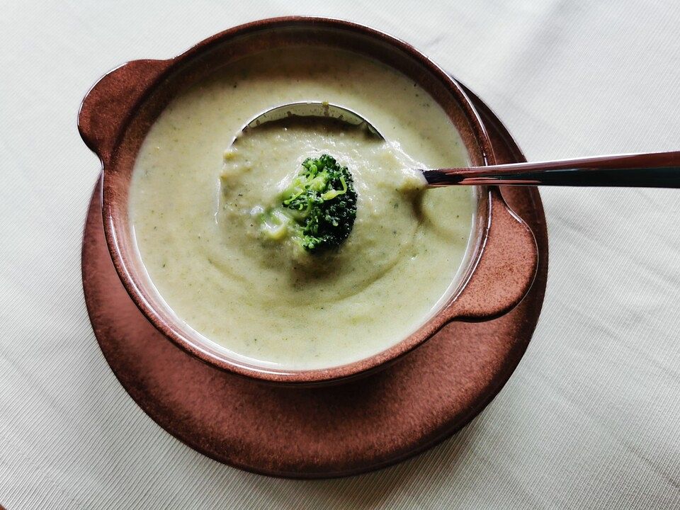 Brokkoli-Kartoffel-Suppe von cantito| Chefkoch