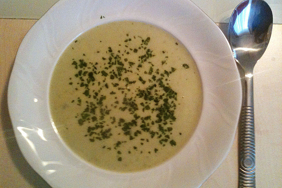 Brokkoli-Kartoffel-Suppe