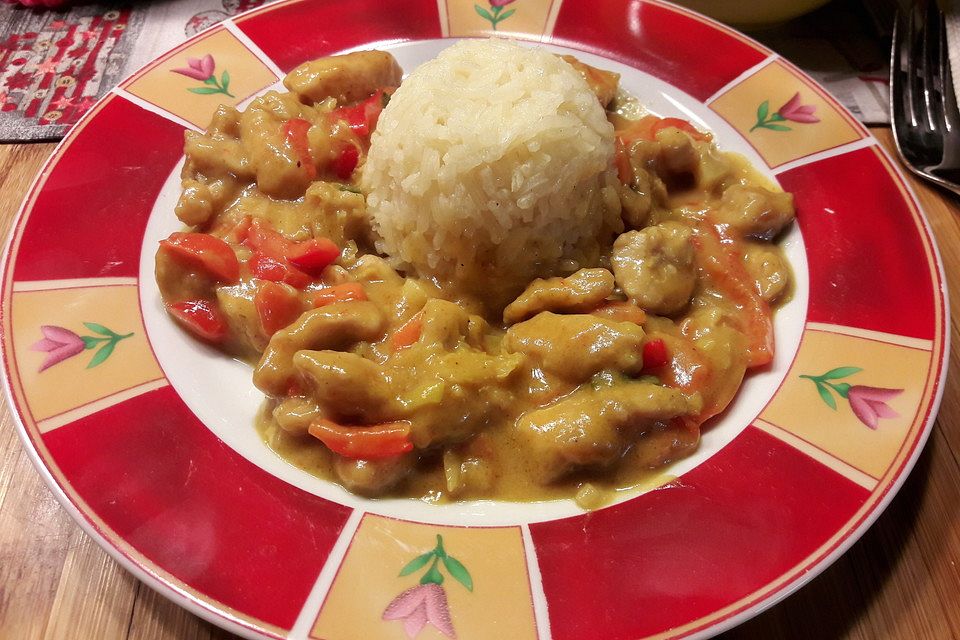 Farbenfrohes Putencurry Farbenfrohes Putencurry