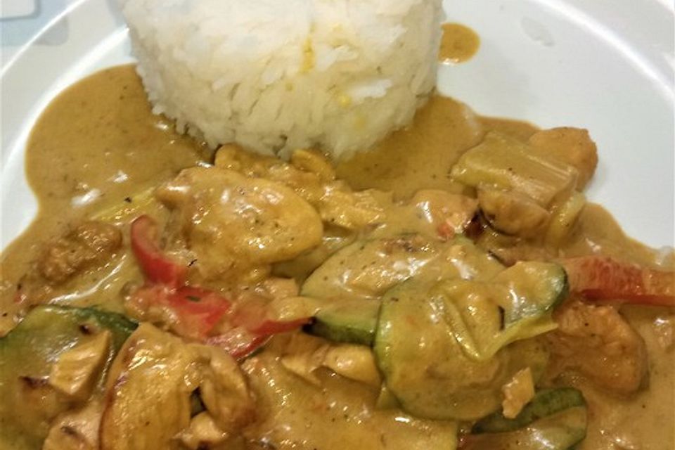 Farbenfrohes Putencurry Farbenfrohes Putencurry