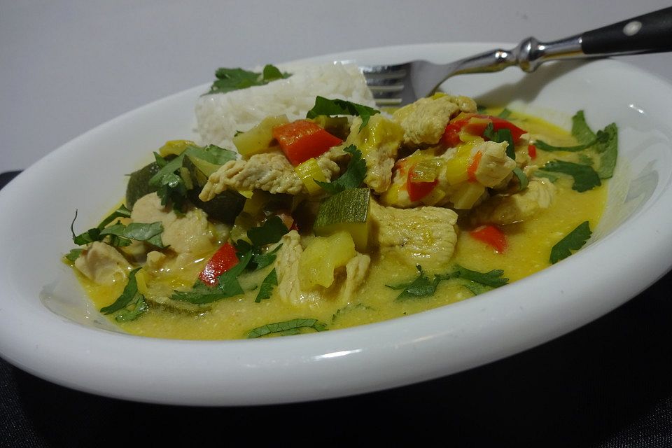 Farbenfrohes Putencurry Farbenfrohes Putencurry