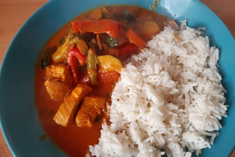 Farbenfrohes Putencurry Farbenfrohes Putencurry