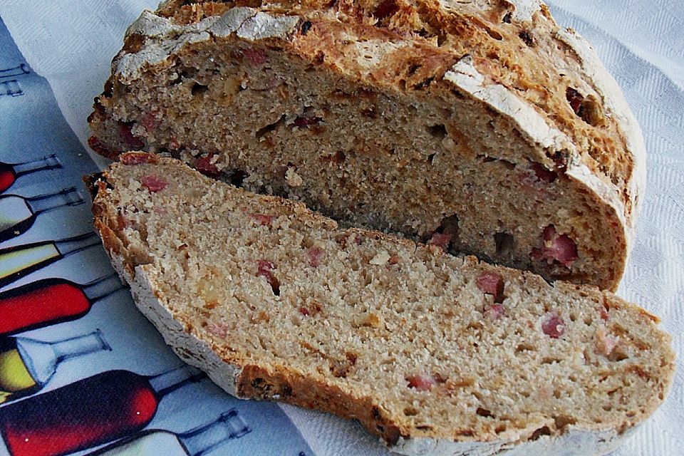 Wein - Zwiebel - Speck - Brot