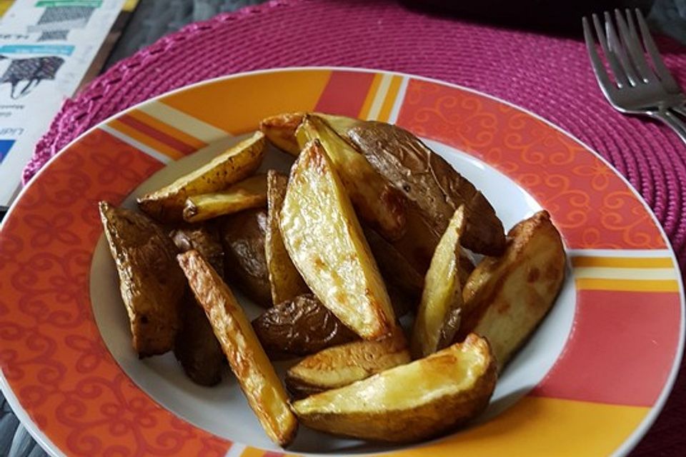 Würzige Kartoffelecken