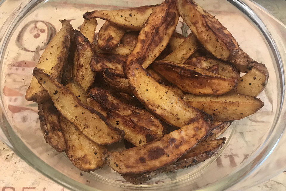 Würzige Kartoffelecken