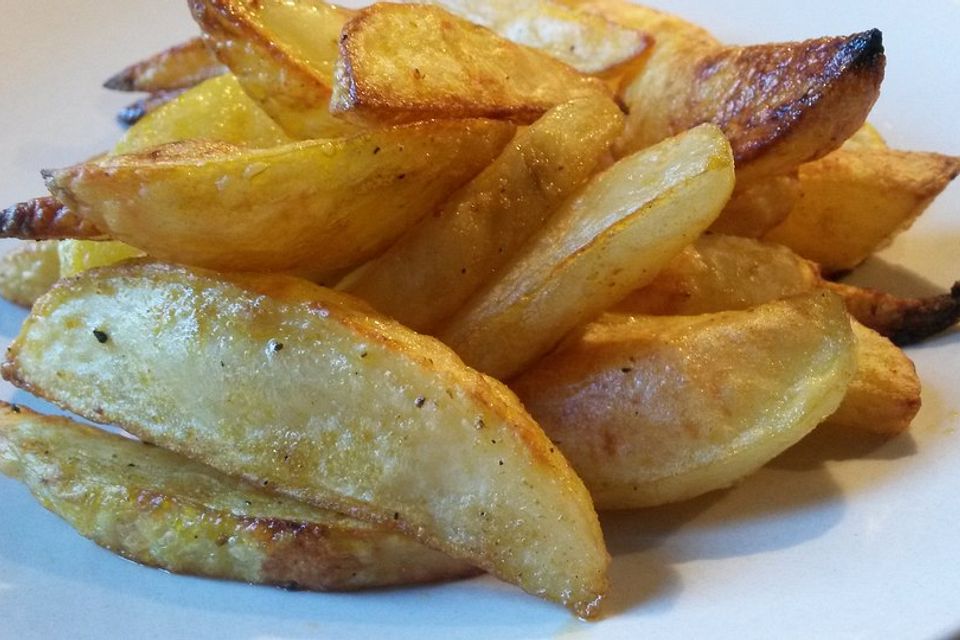 Würzige Kartoffelecken