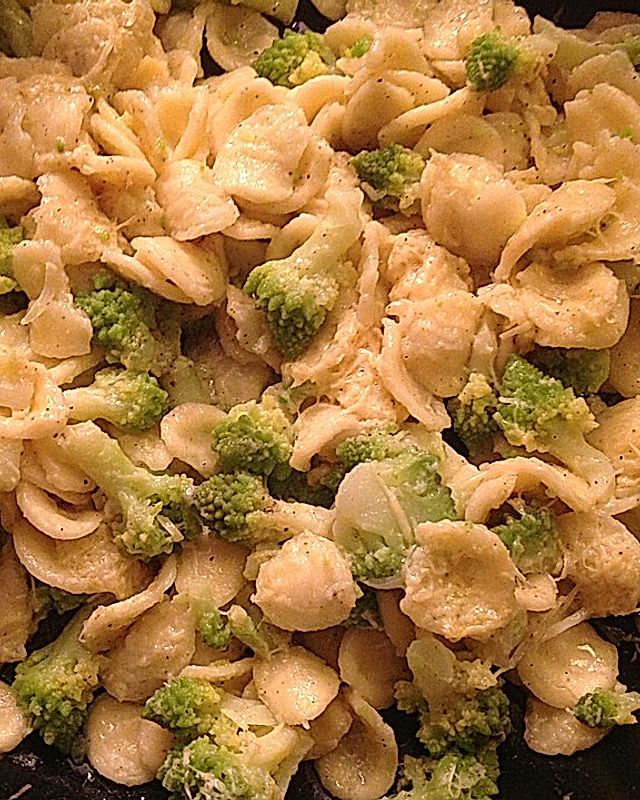 Orecchiette con Broccolo
