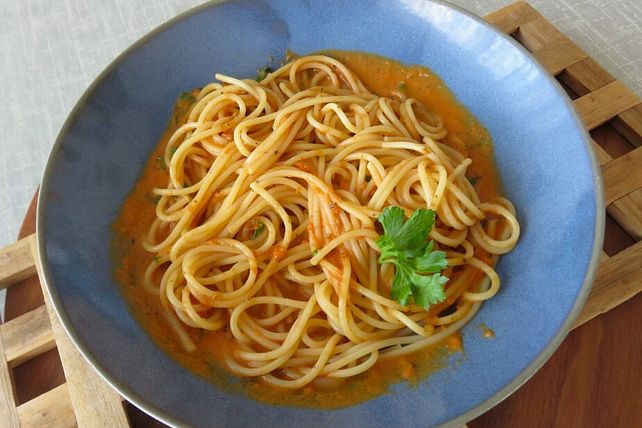 Spaghetti mit Kürbissoße von silkie1977| Chefkoch