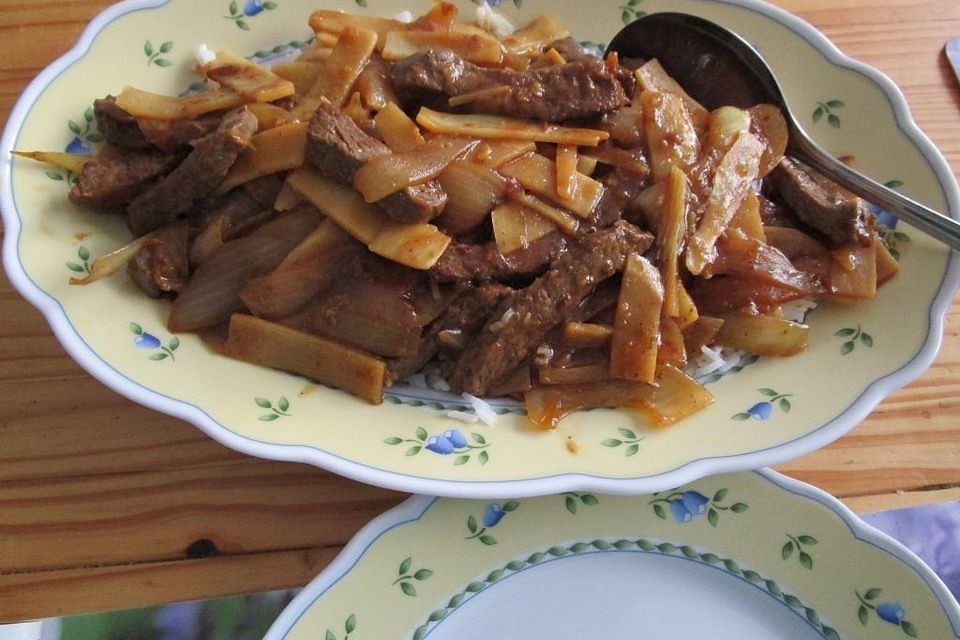 Rindfleisch mit Wok - Gemüse