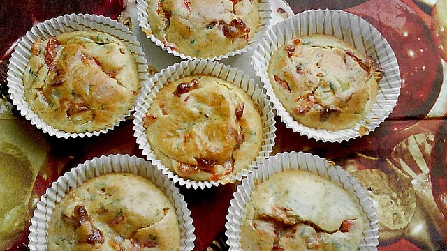 Tomaten - Mozzarella - Muffins von mary-jane24