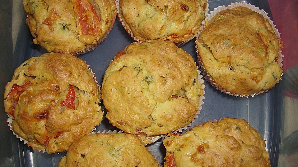 Tomaten - Mozzarella - Muffins von mary-jane24