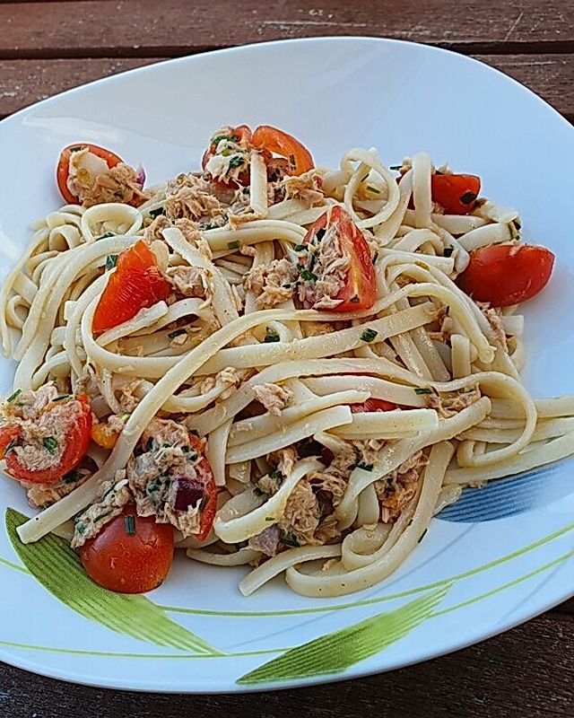 Gabelspaghetti - Salat mit Thunfisch
