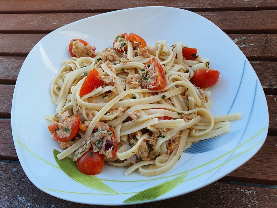 Gabelspaghetti - Salat mit Thunfisch von MelFit| Chefkoch