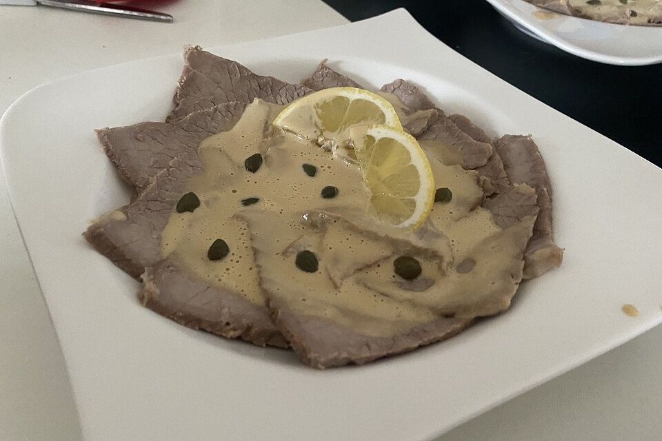 Vitello Tonnato nach Piemonteser Art