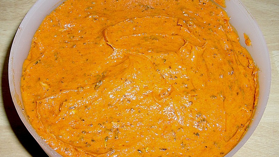 Würzige Tomatenbutter von mareikaeferchen