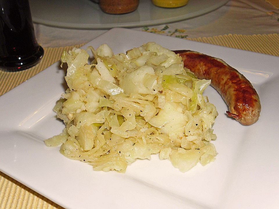 Warmer Kartoffelsalat mit Weißkraut von wagenhausen6| Chefkoch