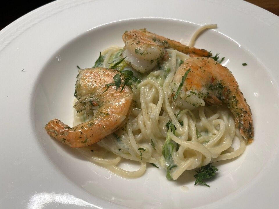 Lauch - Spaghetti mit Scampi und Zitronensauce von regenwurm567| Chefkoch