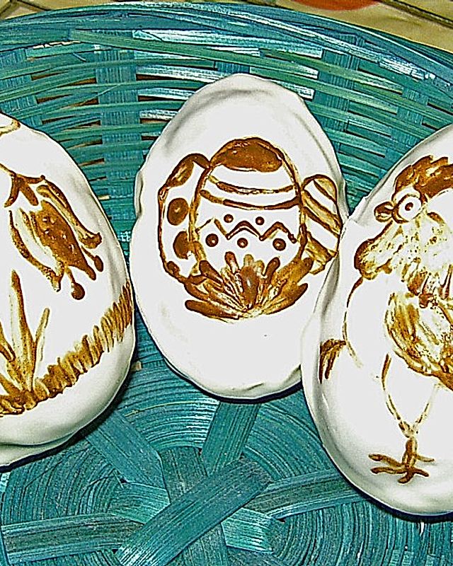 Angys Gefüllte Biskuit - Eier mit Malerei