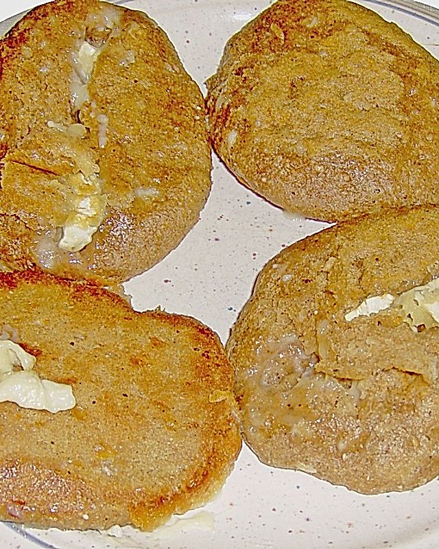 Dinkel - Pfannen - Käsebrötchen