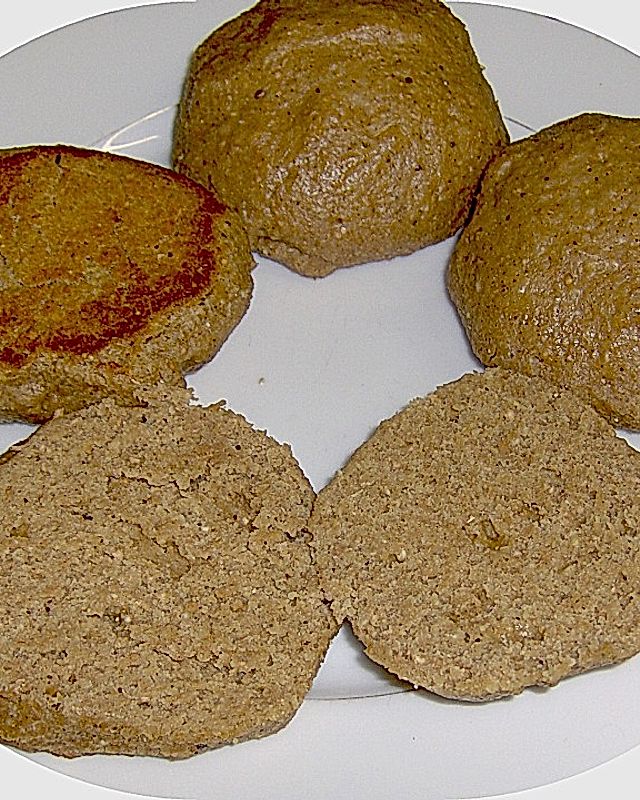 Dinkel - Hafer - Brötchen, in der Pfanne gebacken