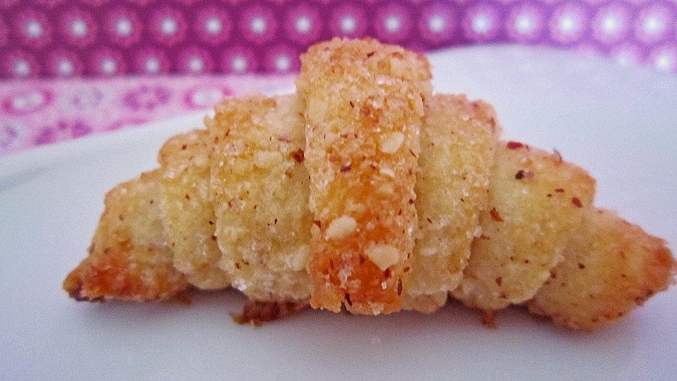 Nusshörnchen Rezept – selbstgemachte Mini-Hörnchen