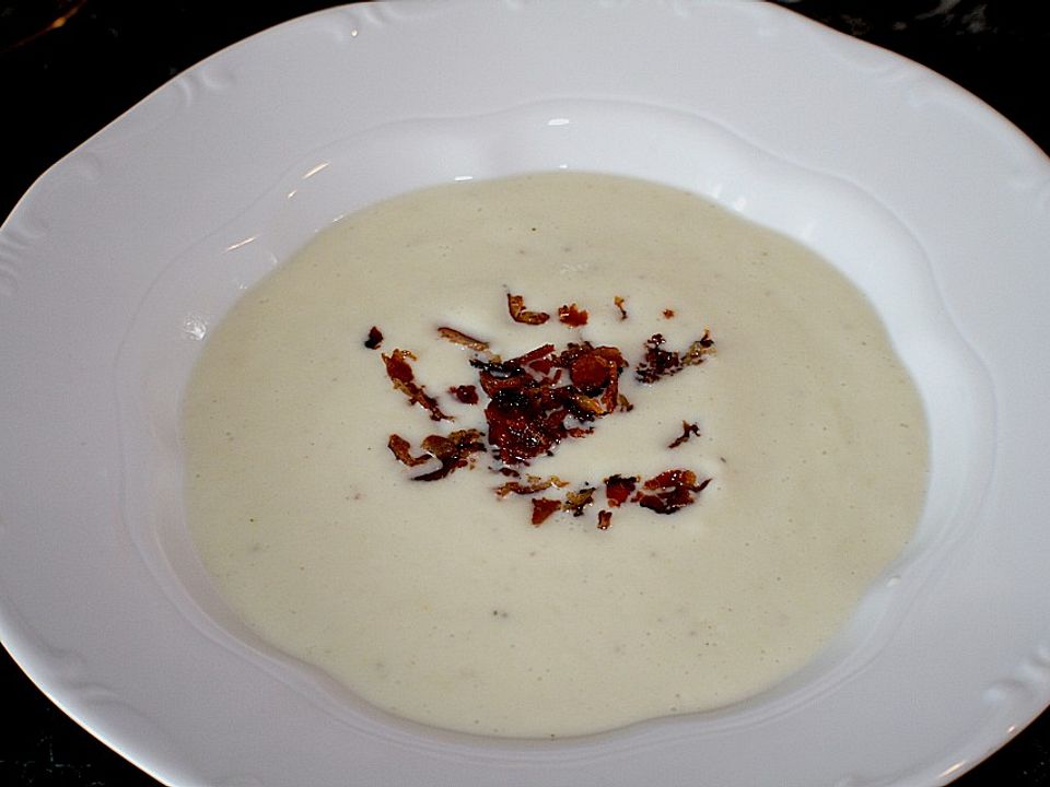 Karfiolcremesuppe mit Speckwürfeln von schildpatt| Chefkoch