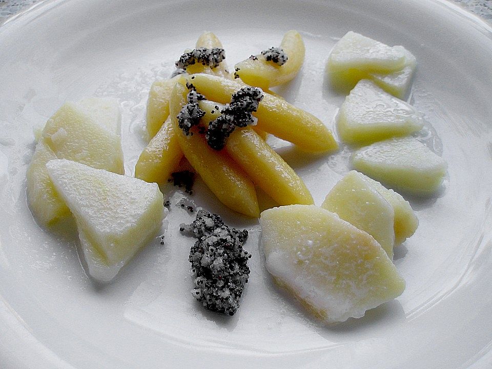 Schupfnudeln mit Apfelsoße und Mohnbutter von Deliyah| Chefkoch