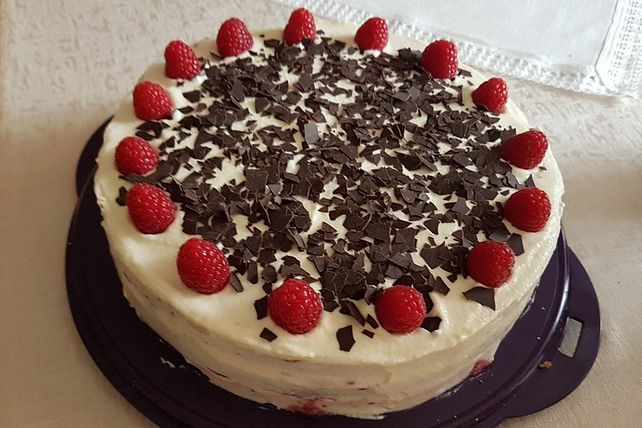Himbeertorte mit weißer Schokolade von leniichen| Chefkoch