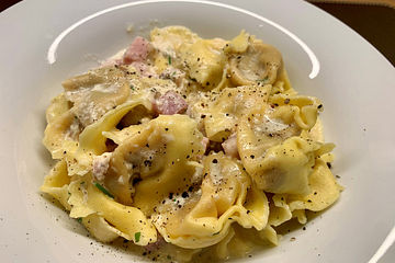 Tortellini Alla Panna Von Lacarrona Chefkoch