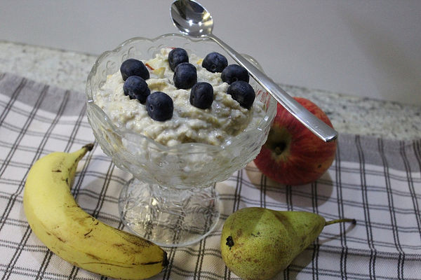 Fruchtiger Joghurt mit Haferflocken | Chefkoch