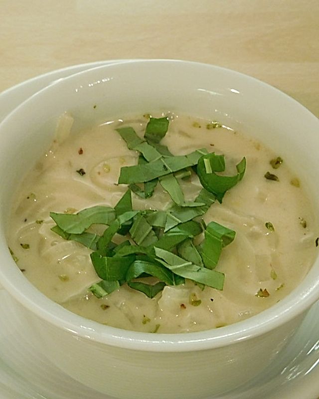 Zwiebel - Sahne - Suppe