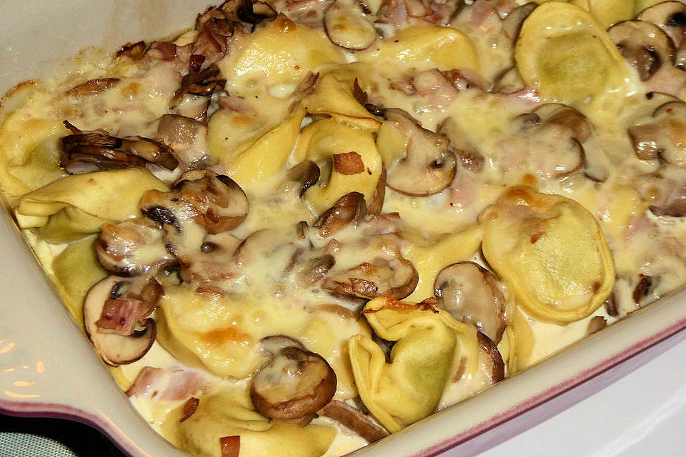 Tortellini aus dem Ofen Tortellini aus dem Ofen