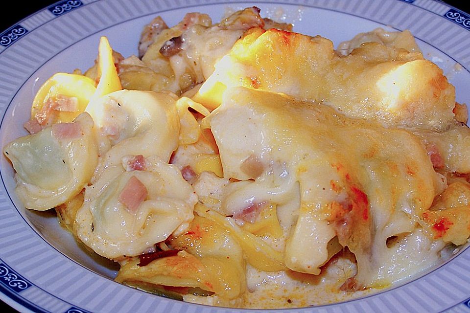 Tortellini aus dem Ofen Tortellini aus dem Ofen