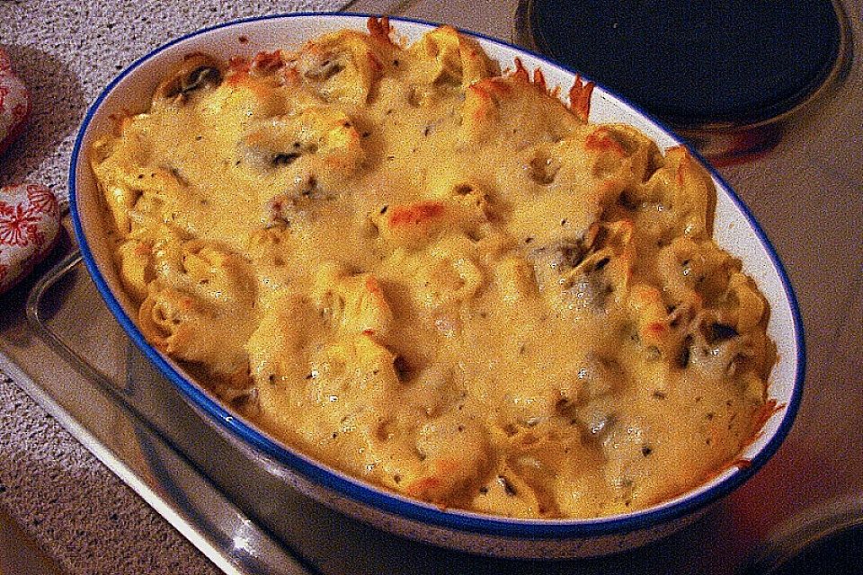 Tortellini aus dem Ofen Tortellini aus dem Ofen