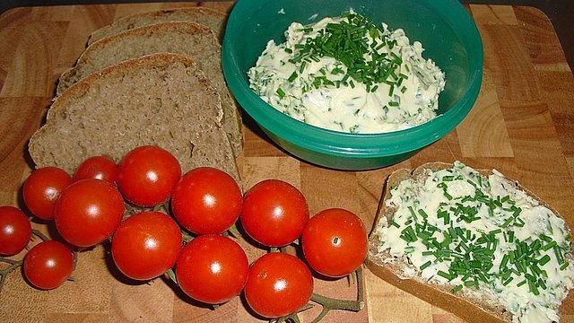 Limetten - Schnittlauch - Butter von julisan